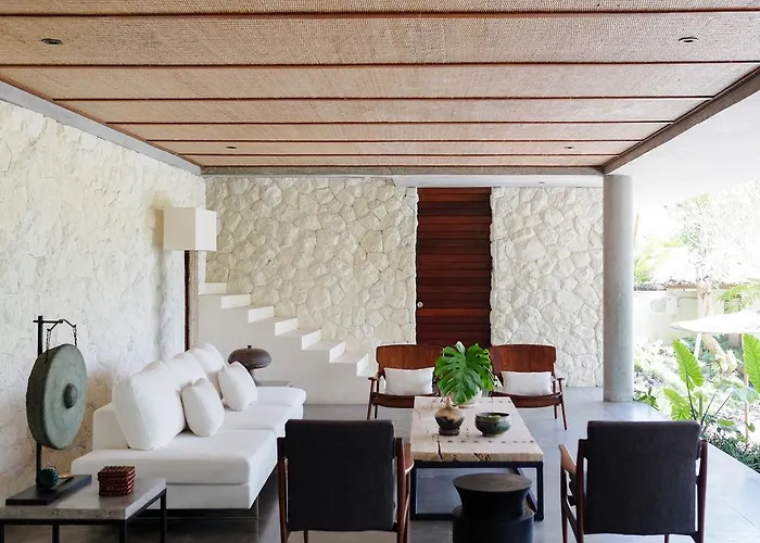 Planta Boutique 4*