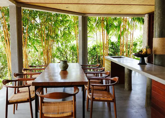Planta Boutique 4*